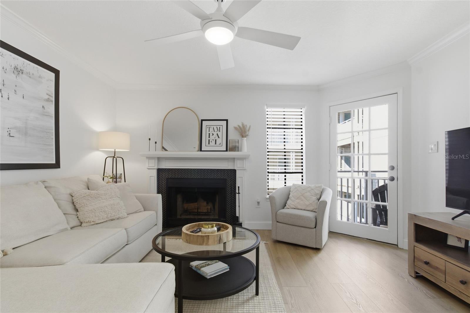 HYDE PARK PLACE II A CONDOMINI - Residential