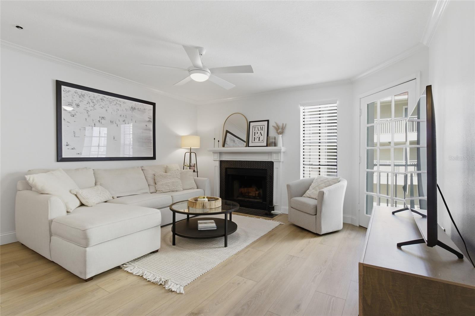 HYDE PARK PLACE II A CONDOMINI - Residential