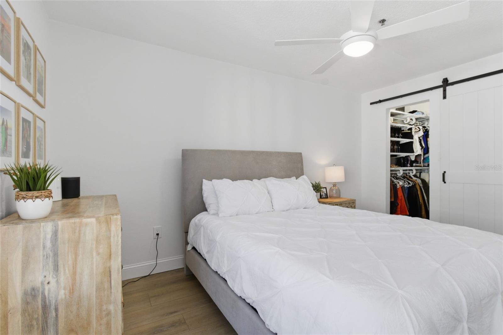 HYDE PARK PLACE II A CONDOMINI - Residential