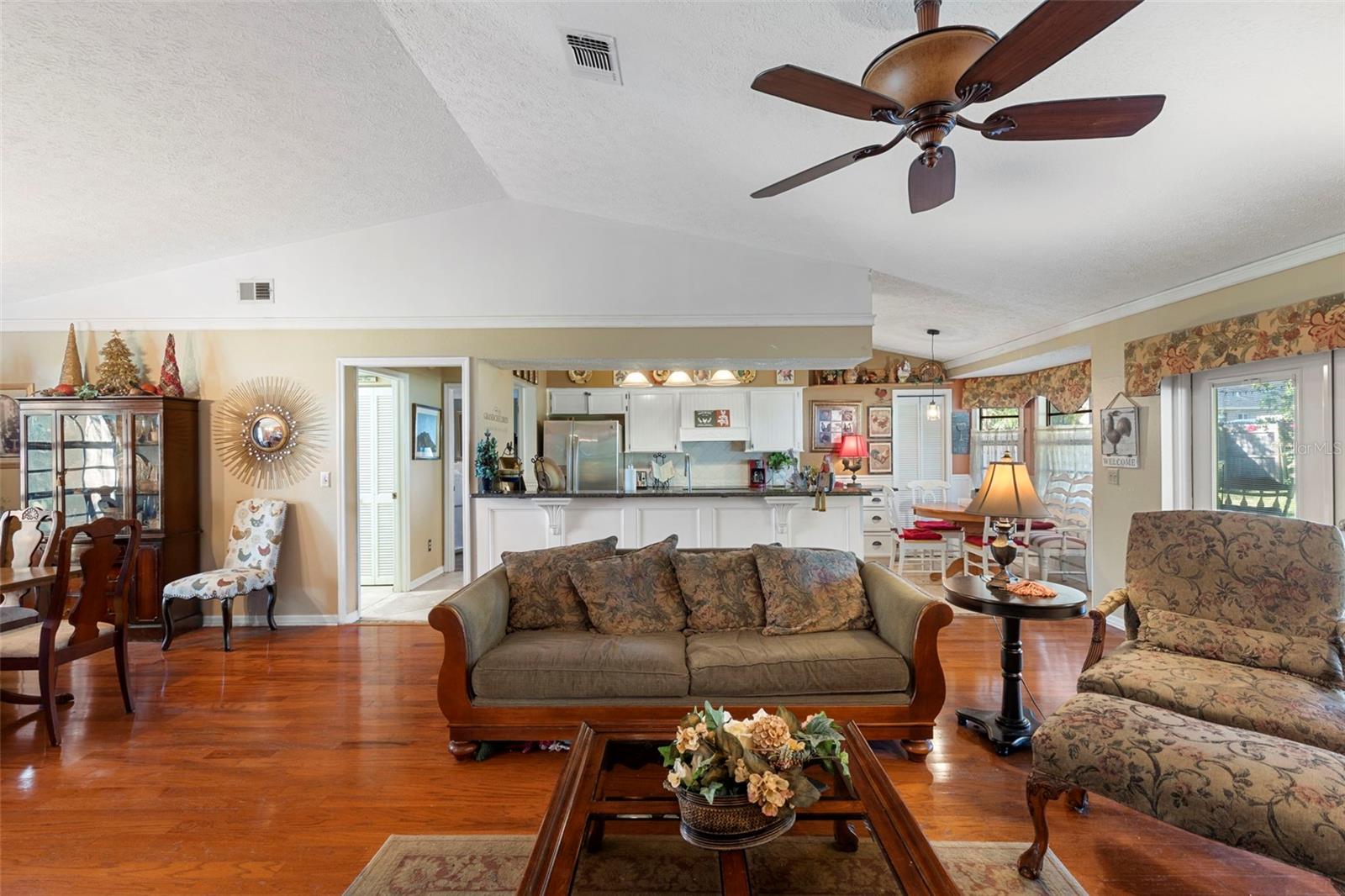 LAKE PADGETT ESTATES - Residential