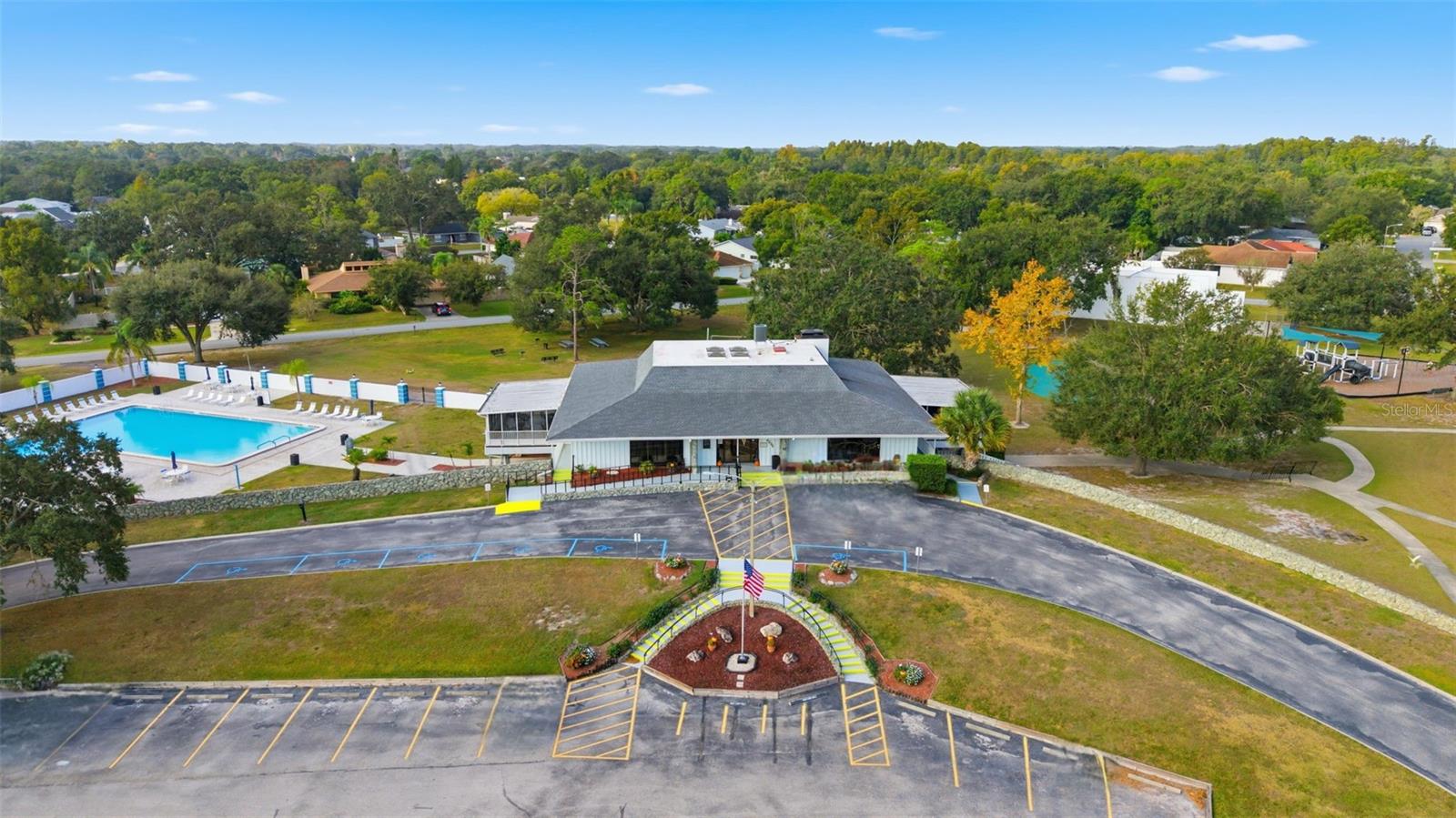 LAKE PADGETT ESTATES - Residential