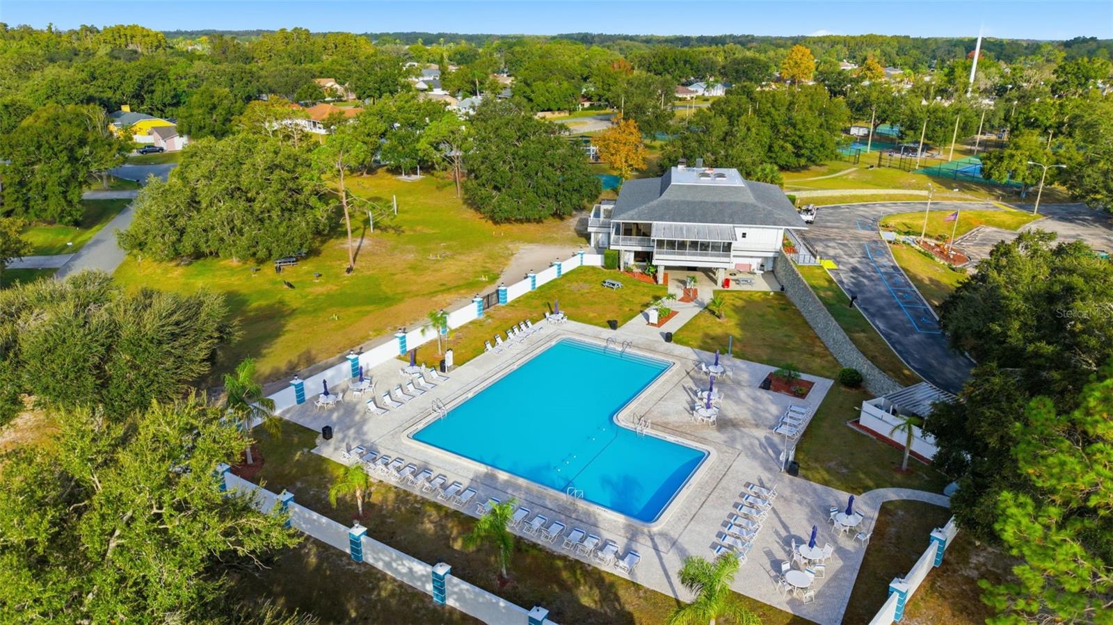 LAKE PADGETT ESTATES - Residential