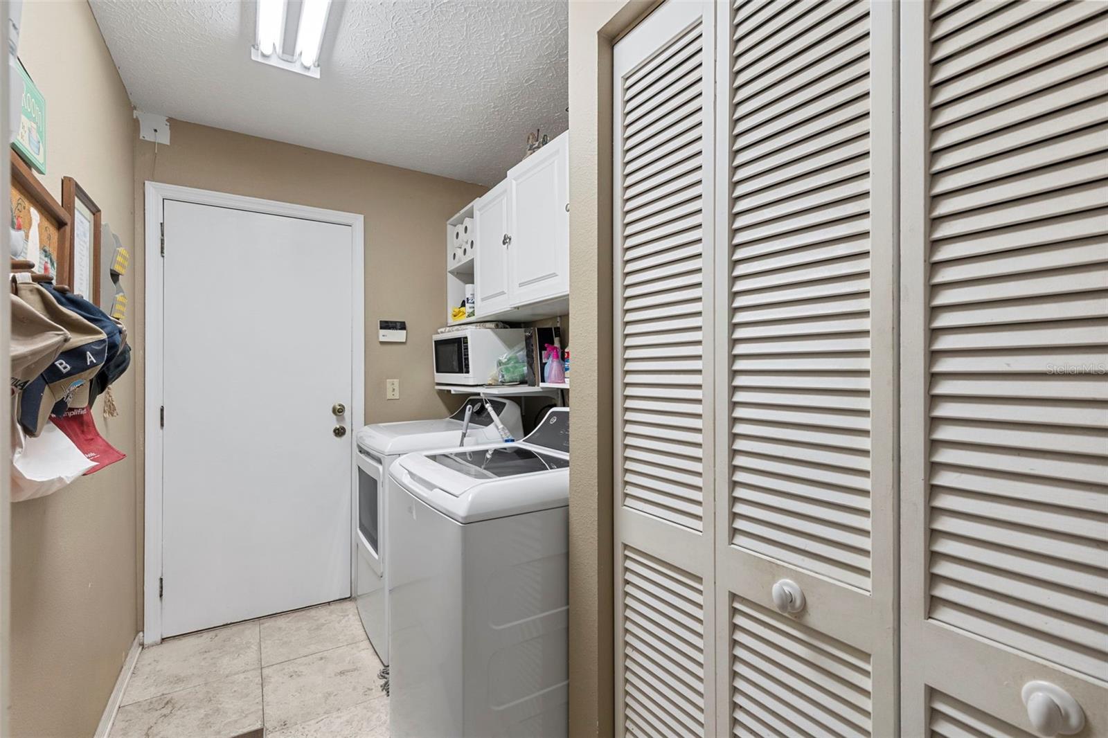 LAKE PADGETT ESTATES - Residential