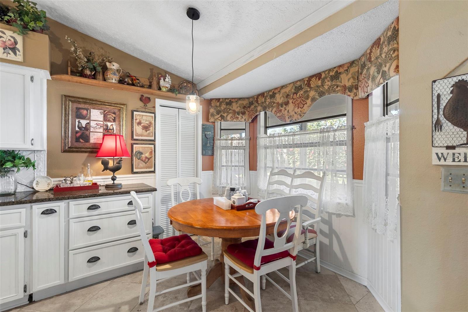 LAKE PADGETT ESTATES - Residential