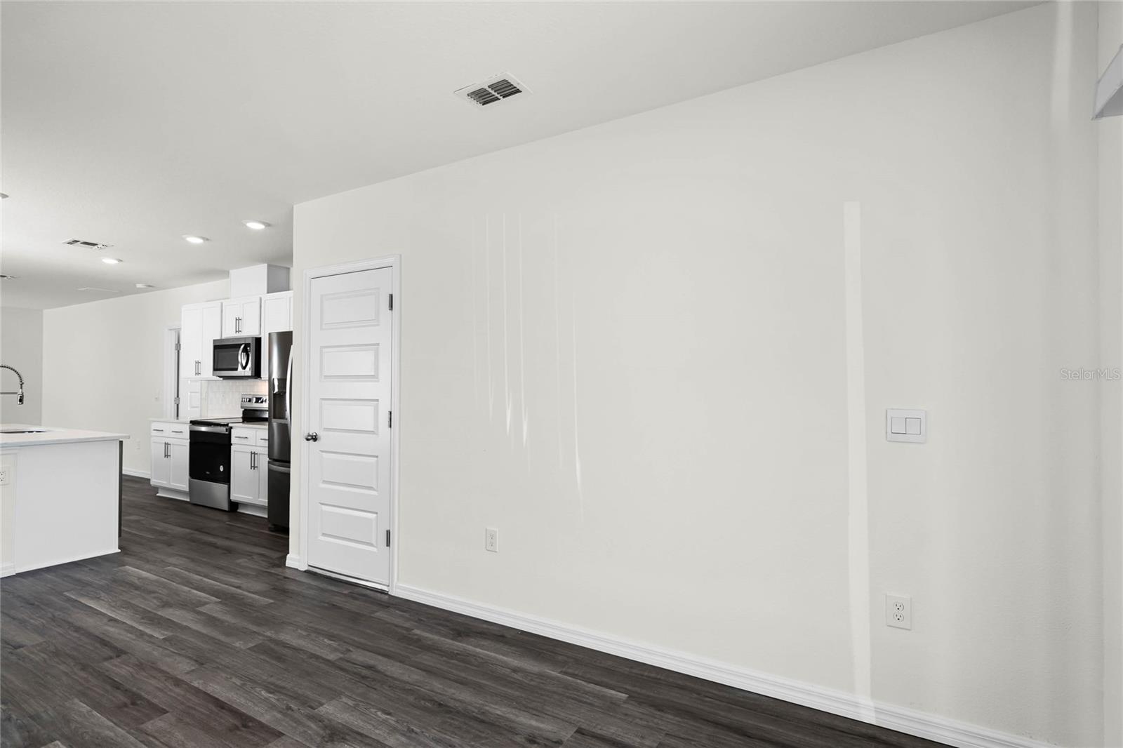 HARMONY ON LAKE ELOISE PHASE 4 - Residential