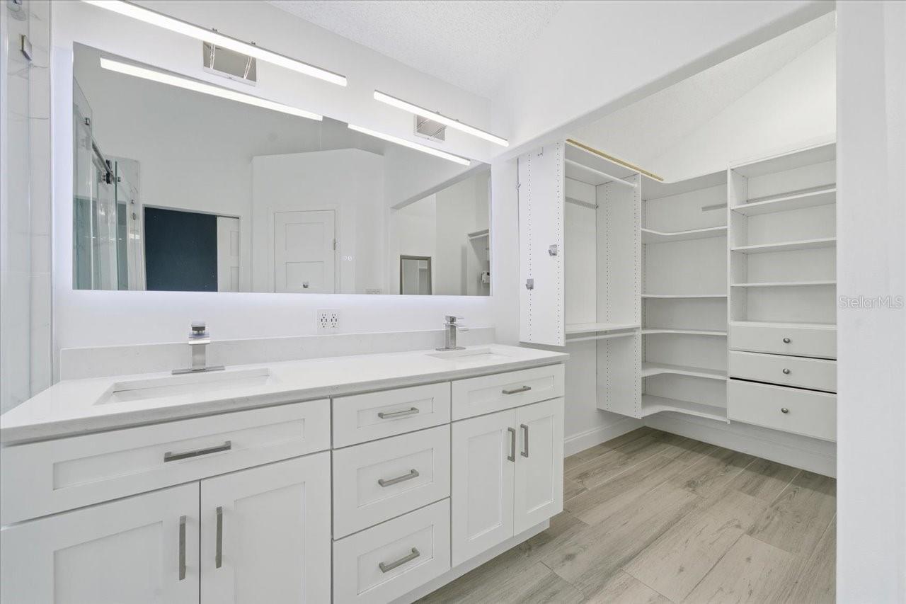 TURTLE CREEK - Residential