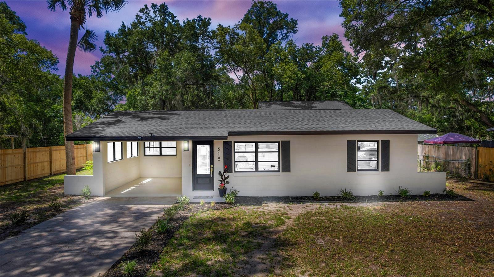 318 W PALMETTO AVENUE