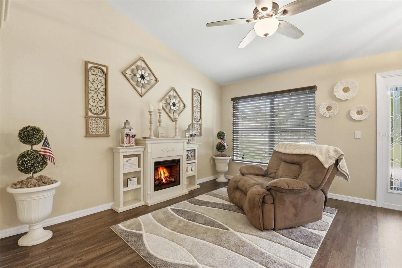 PINE RIDGE UNIT 03 - Residential