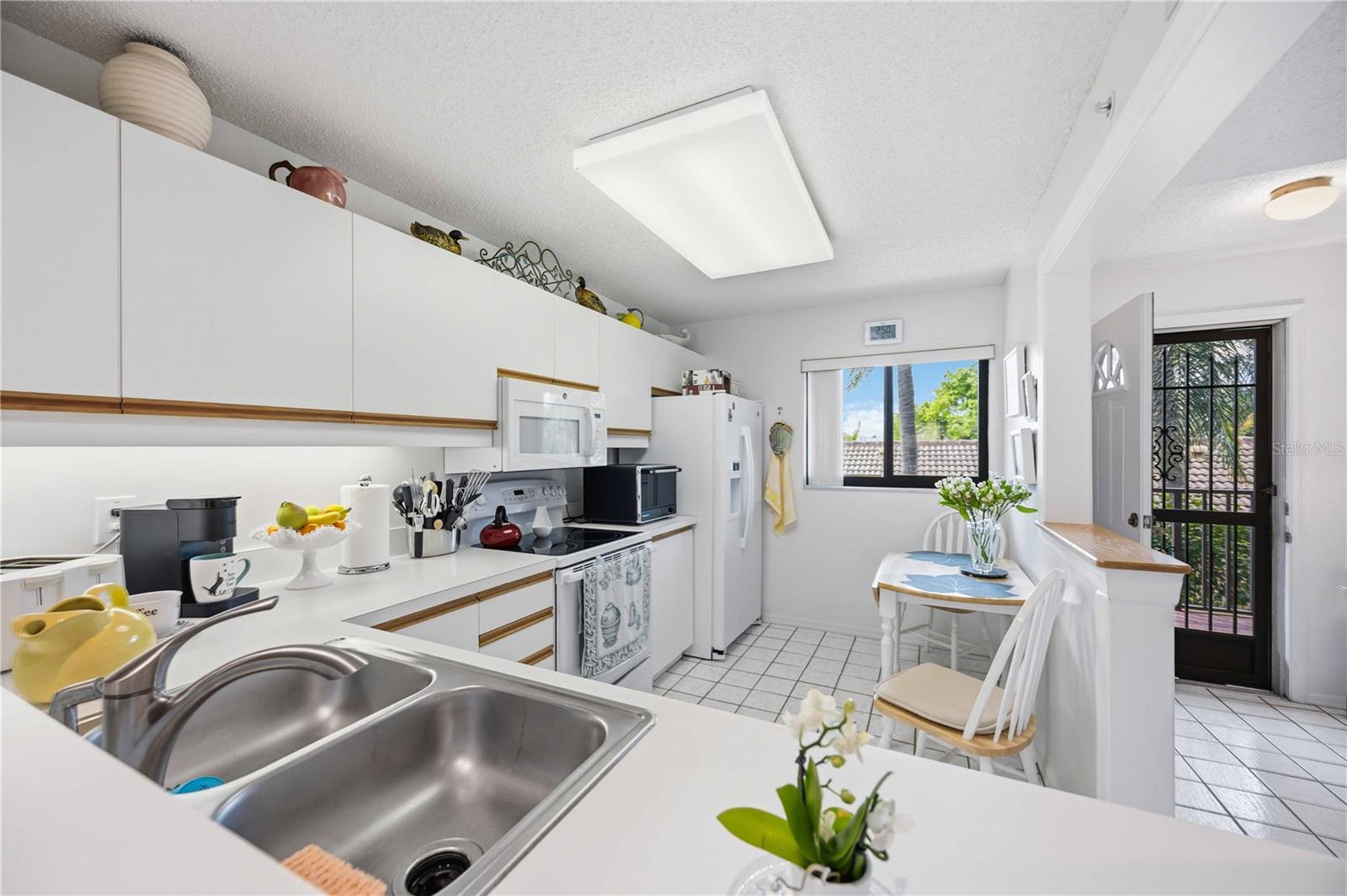 ASHTON LAKES 09 - Residential