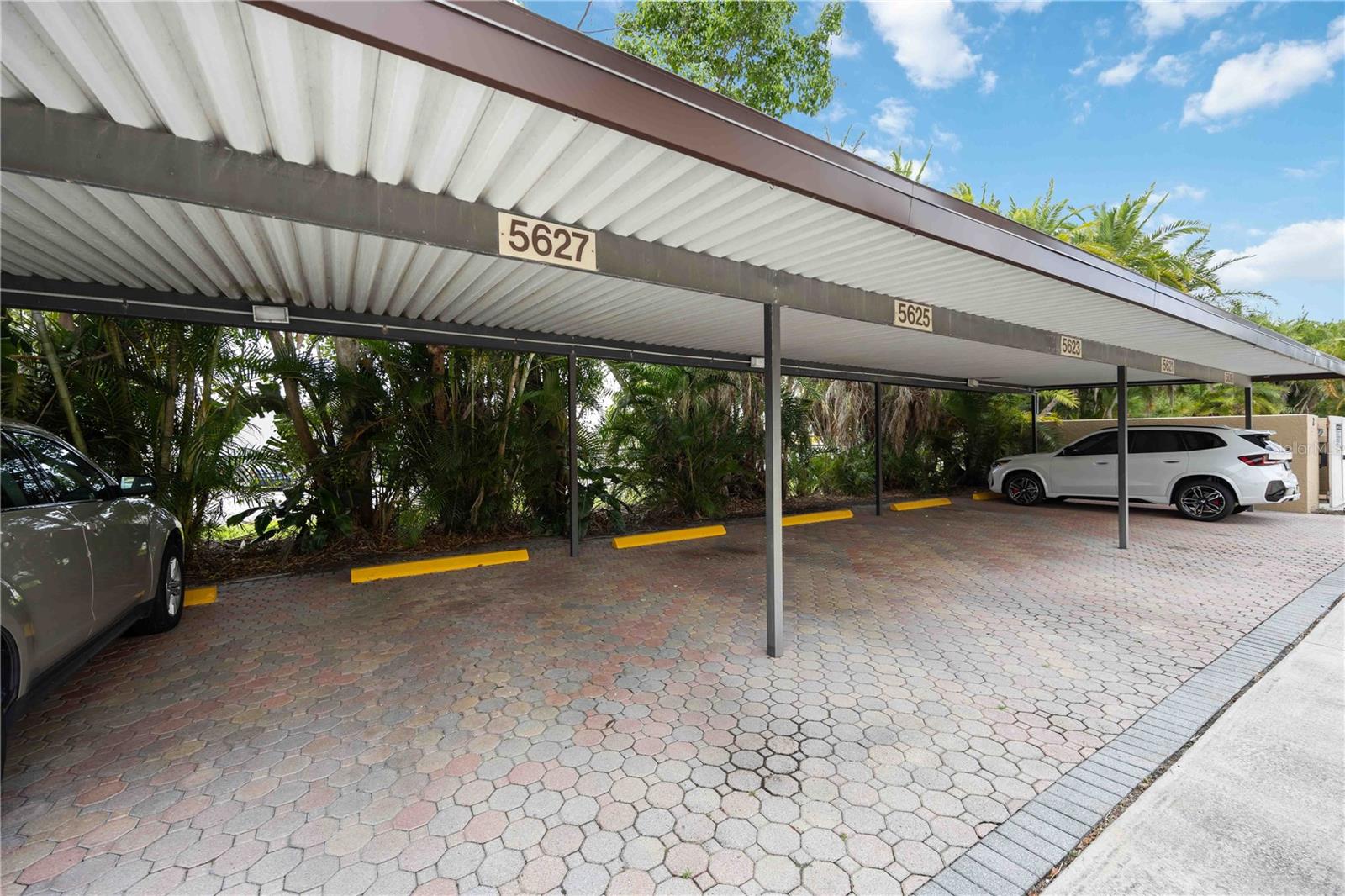 ASHTON LAKES 09 - Residential