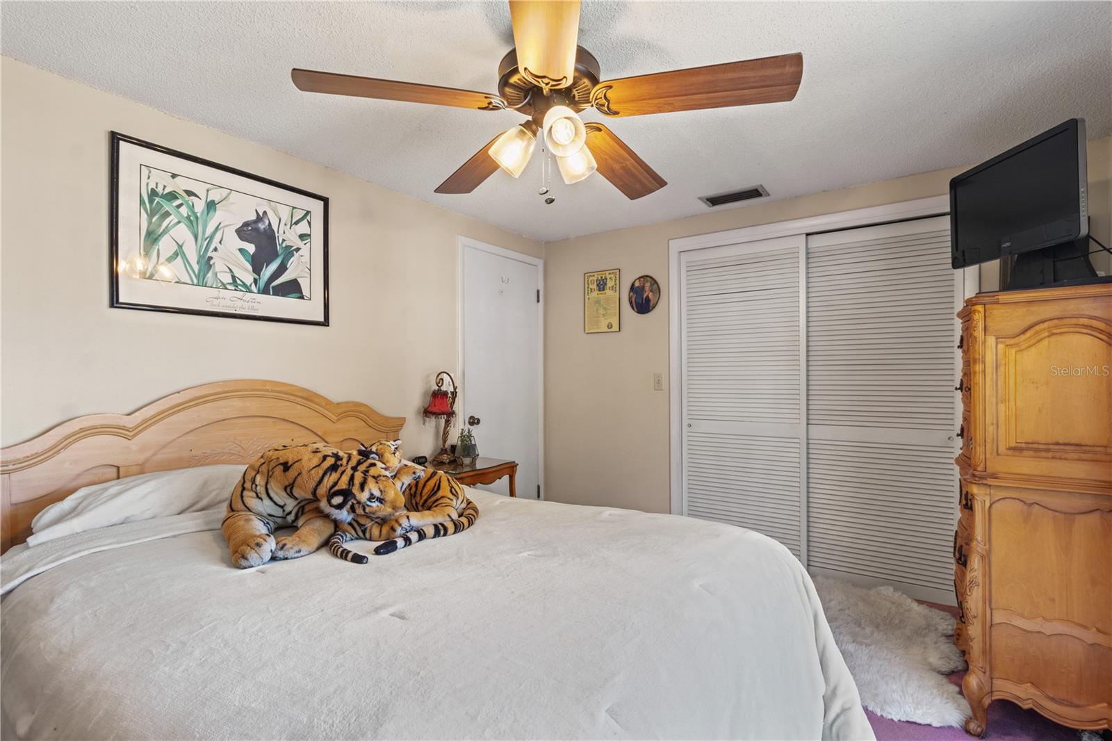 BEACON LAKES NORTH BAY VILLAGE - Residential