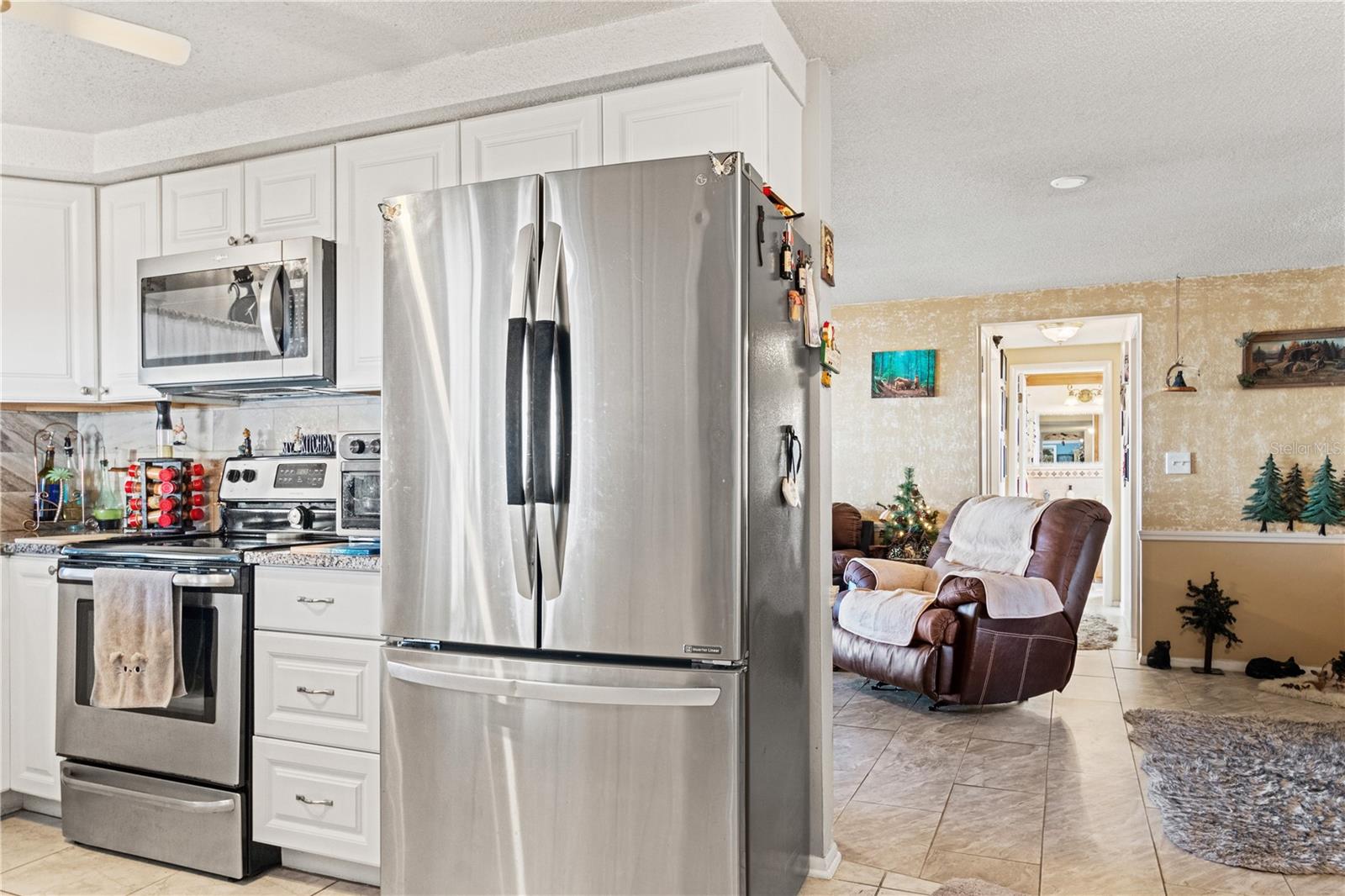 BEACON LAKES NORTH BAY VILLAGE - Residential