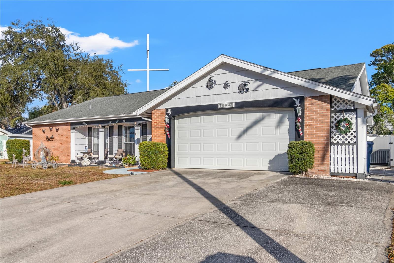 BEACON LAKES NORTH BAY VILLAGE - Residential