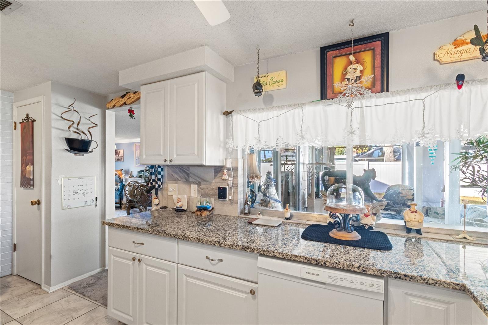 BEACON LAKES NORTH BAY VILLAGE - Residential