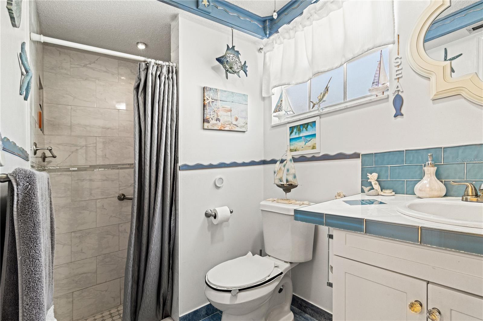 BEACON LAKES NORTH BAY VILLAGE - Residential