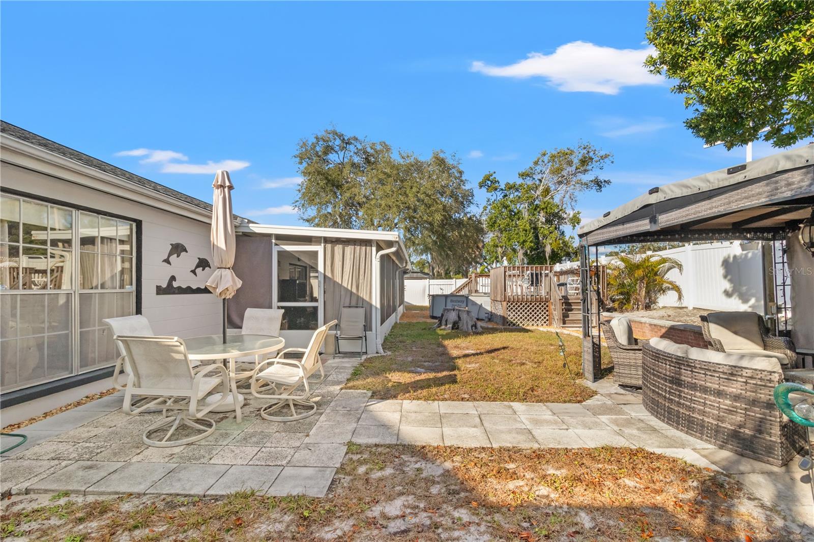 BEACON LAKES NORTH BAY VILLAGE - Residential