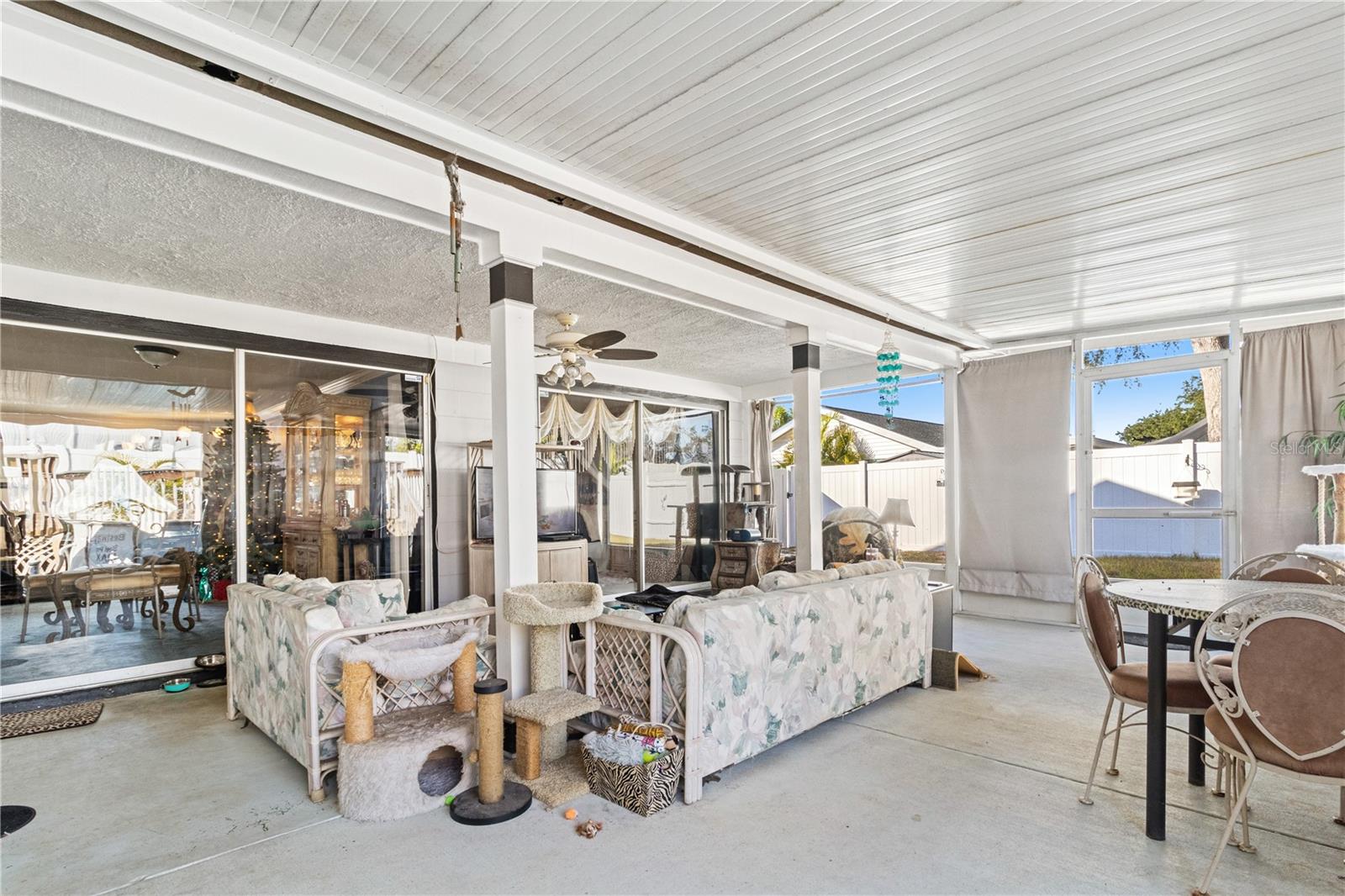 BEACON LAKES NORTH BAY VILLAGE - Residential