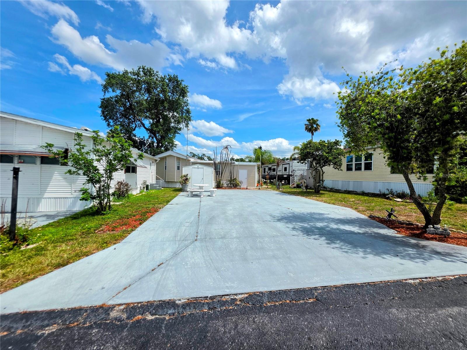 SOUTH SHORE RESORT AN RV CONDO - Land