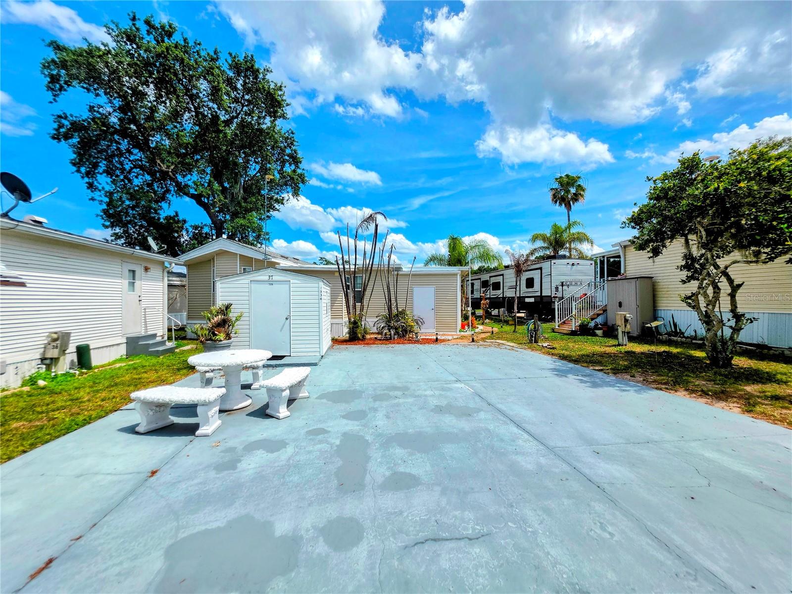 SOUTH SHORE RESORT AN RV CONDO - Land