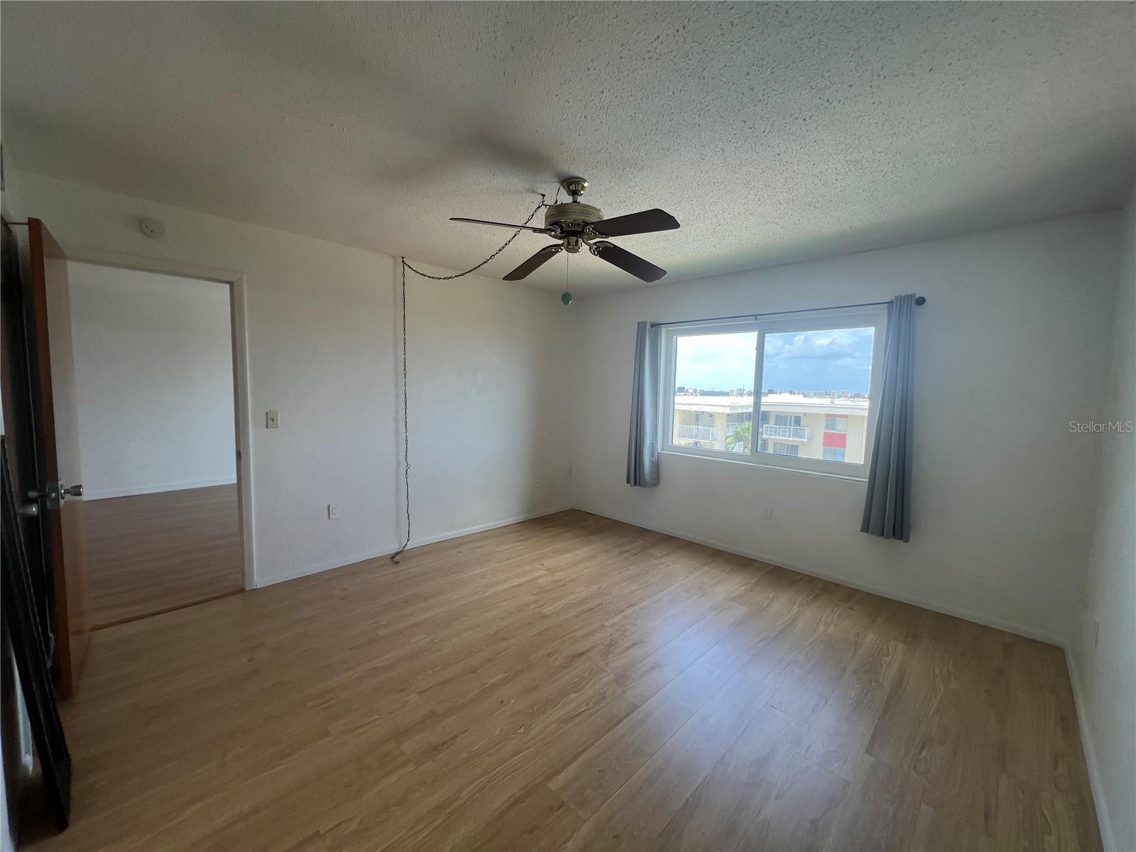 RIVERSIDE CONDO - Residential Lease