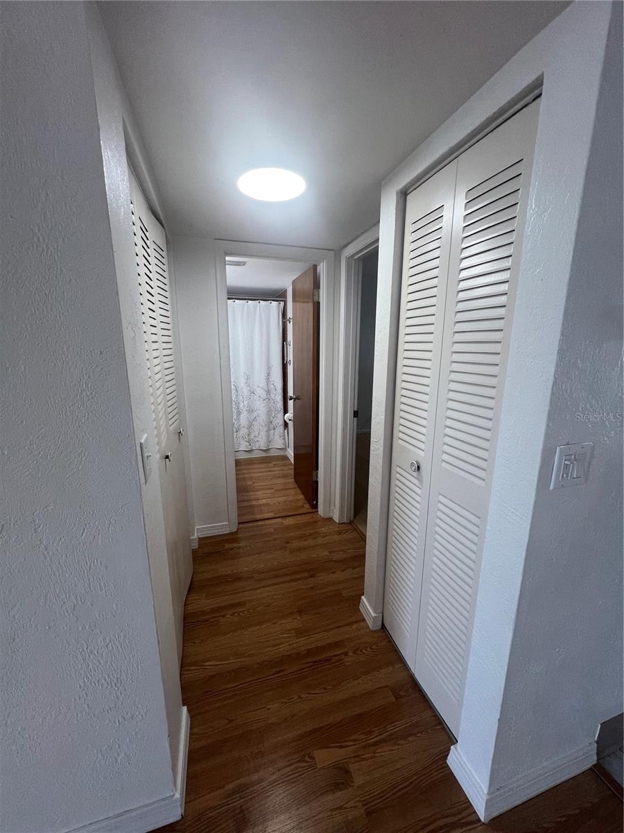 RIVERSIDE CONDO - Residential Lease