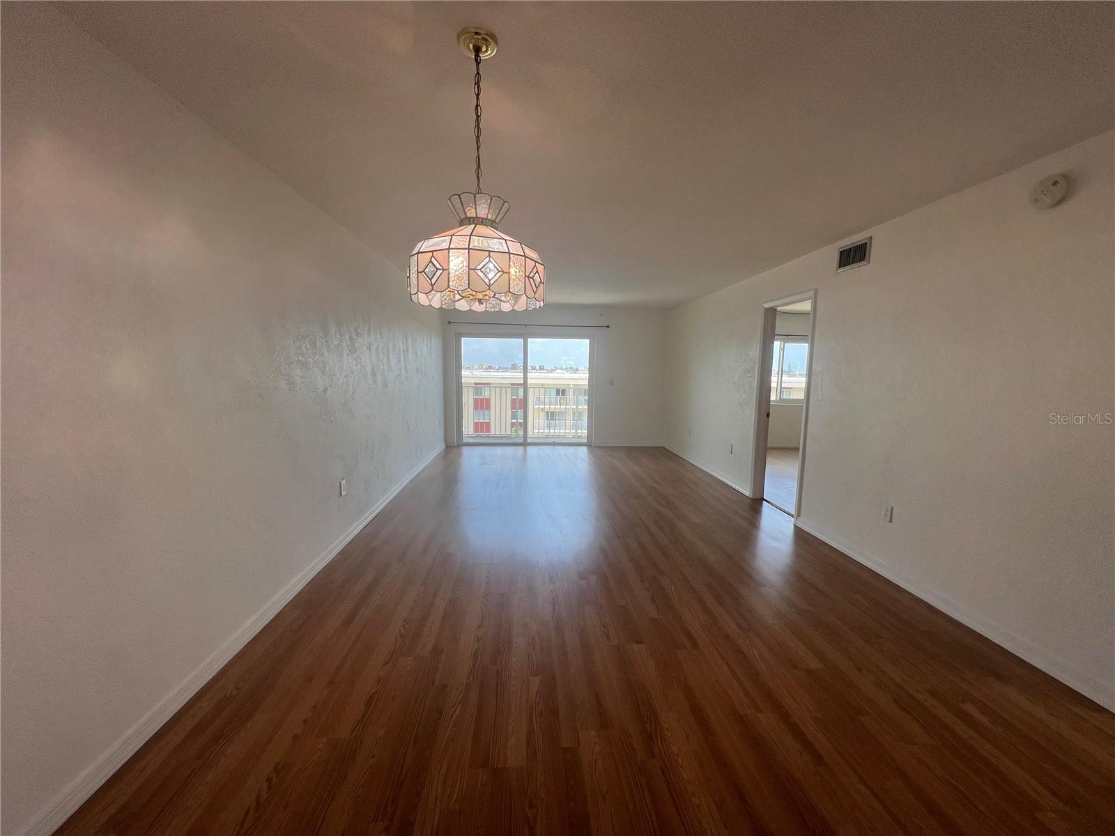RIVERSIDE CONDO - Residential Lease