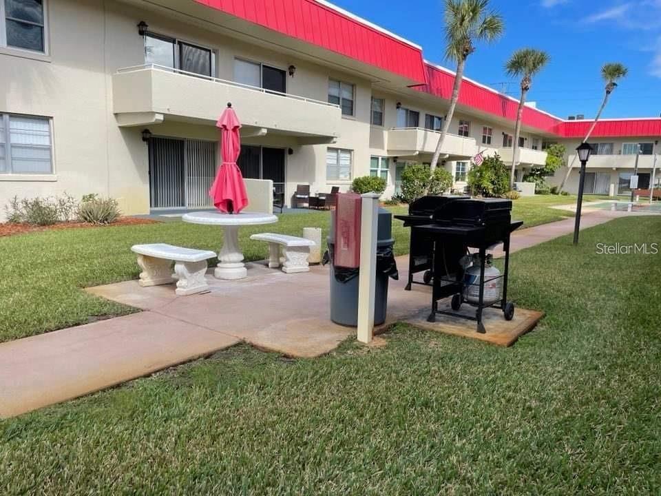 RIVERSIDE CONDO - Residential Lease