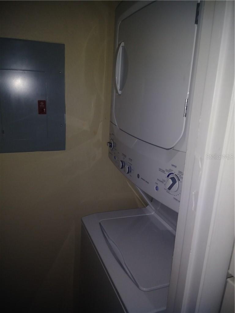 OASIS AT PEARL LAKE A CONDO - Residential Lease