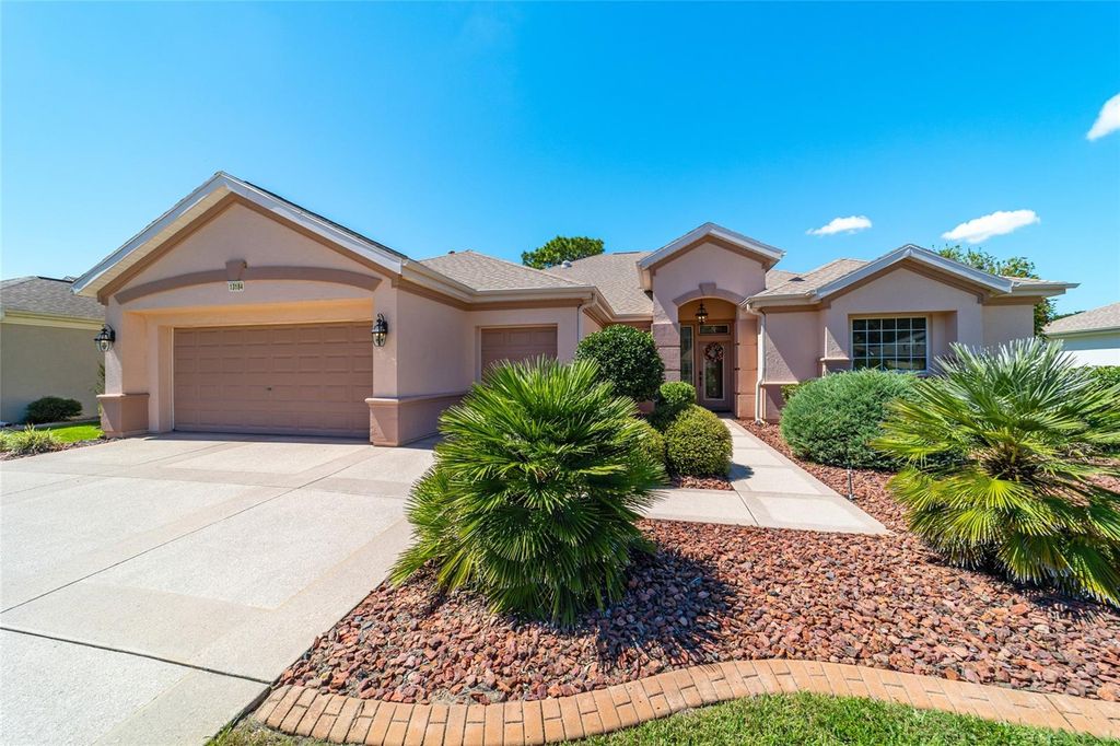 Photo of 13184 SE 97th Terrace Road, Summerfield, FL 34491 (MLS # OM709877)