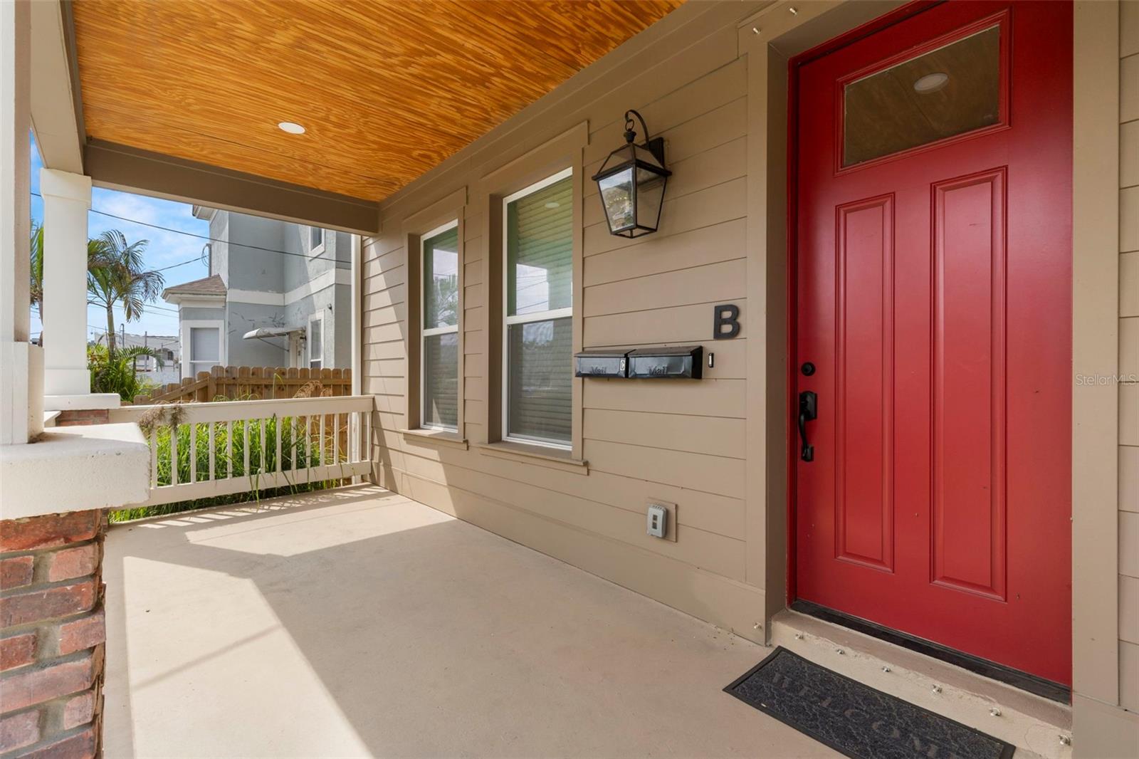 210 E COLUMBUS DRIVE 1-3