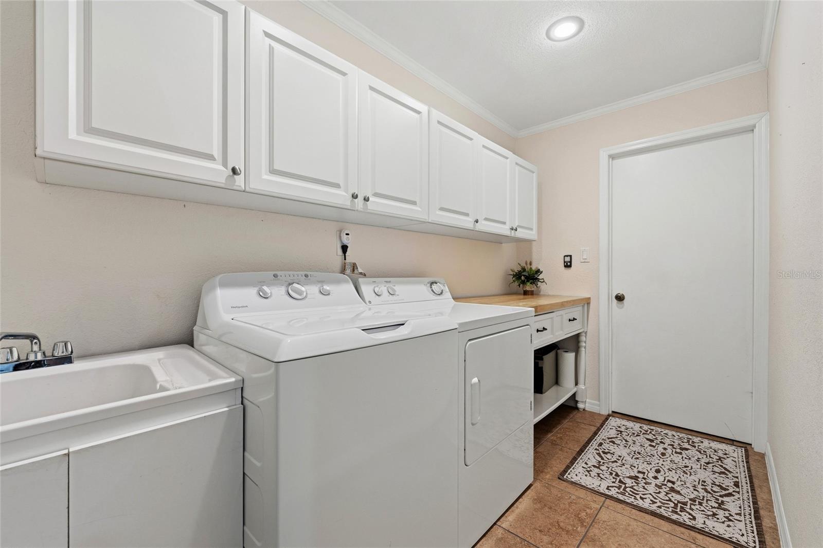 ORANGE TREE COUNTRY CLUB - Residential