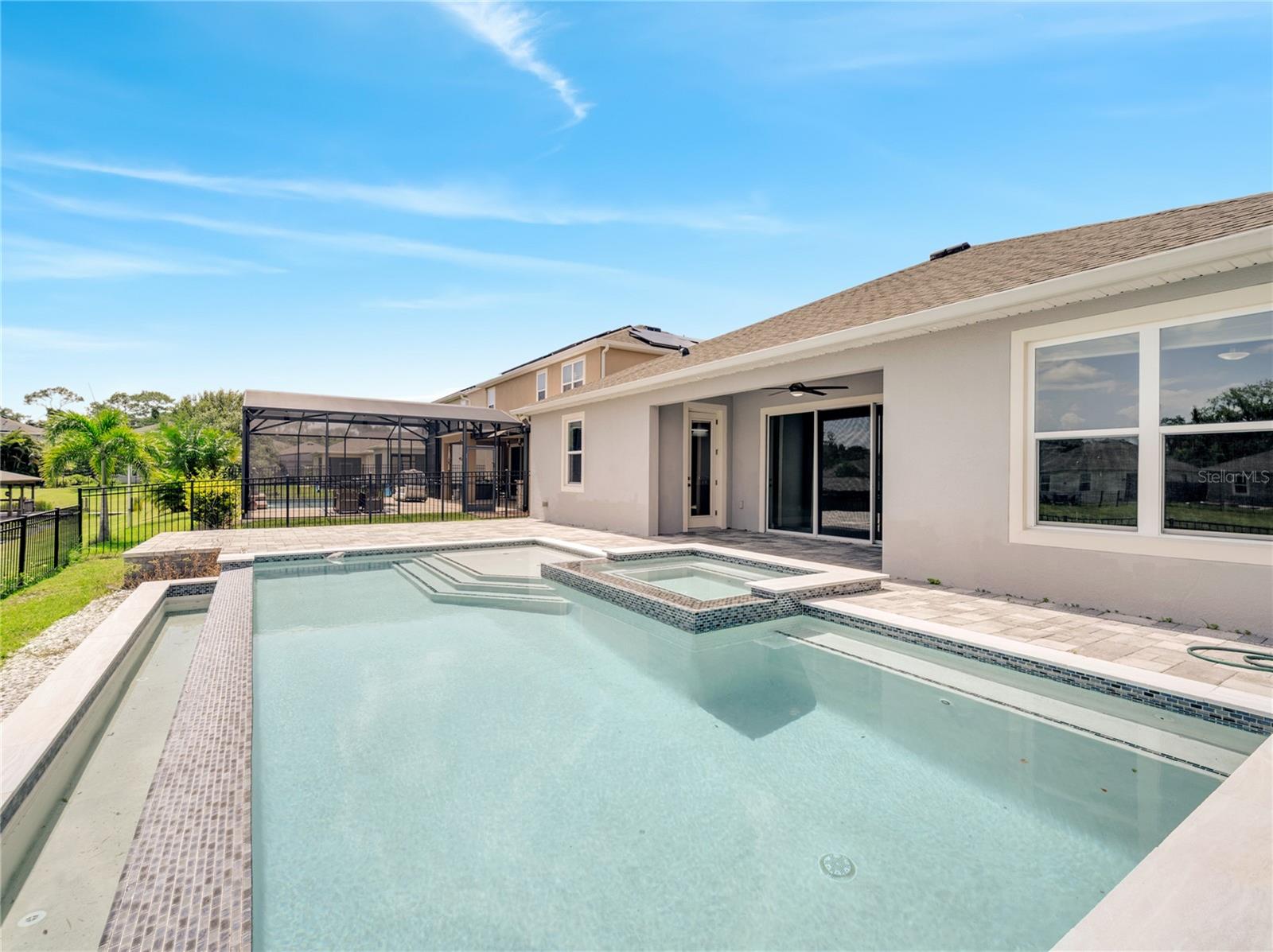 HANOVER LAKES PH 1 - Residential Lease