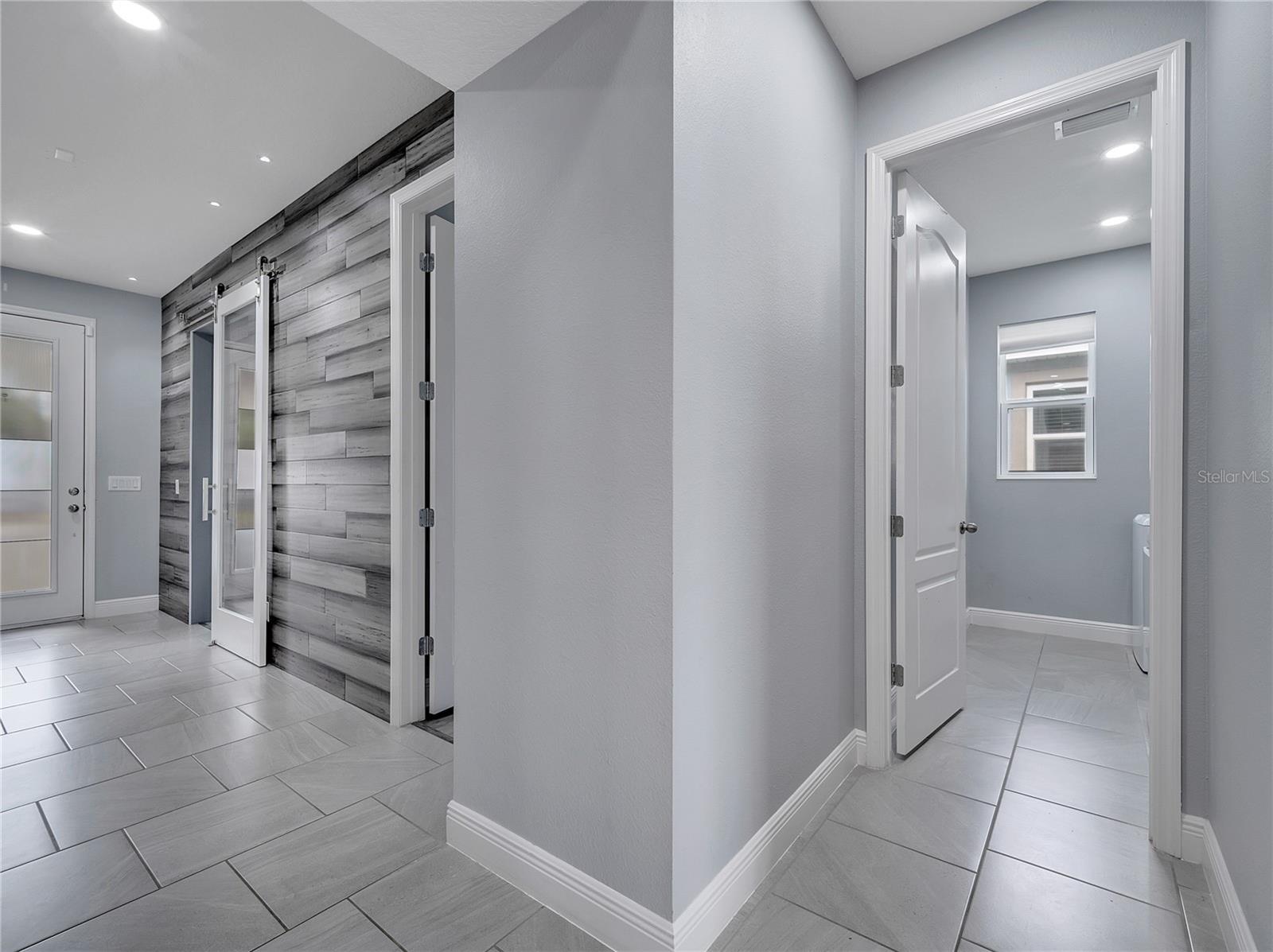 HANOVER LAKES PH 1 - Residential Lease