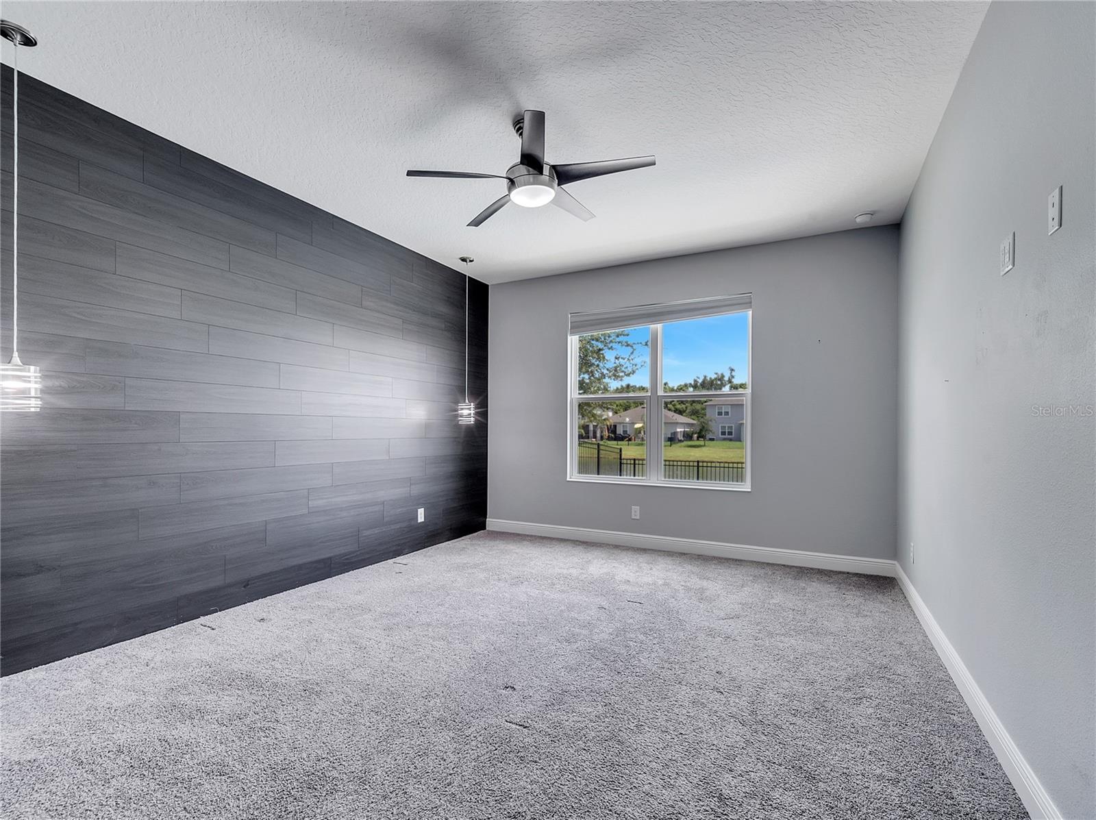 HANOVER LAKES PH 1 - Residential Lease