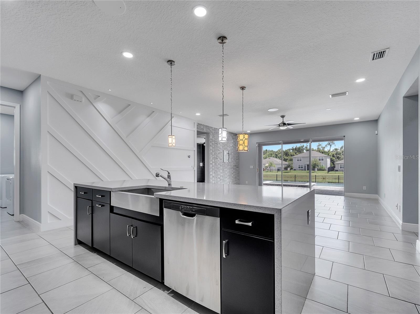 HANOVER LAKES PH 1 - Residential Lease