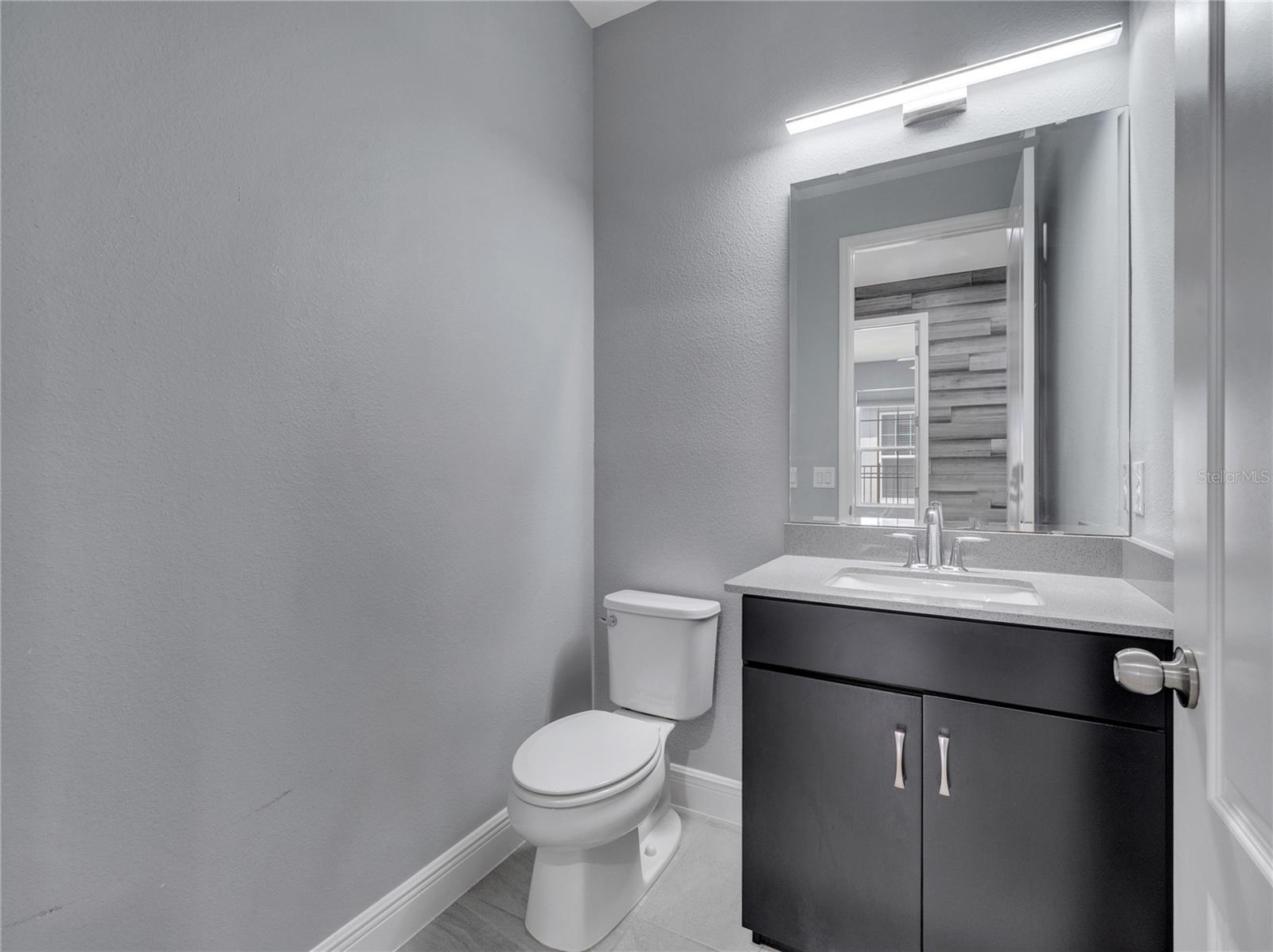 HANOVER LAKES PH 1 - Residential Lease