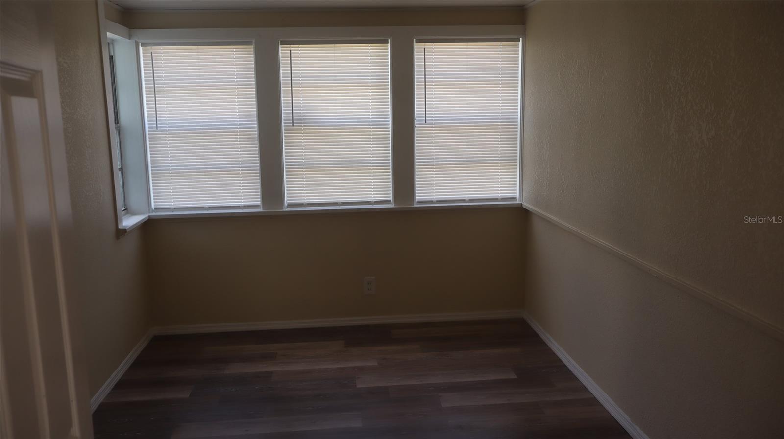 OAKDALE SUB - Residential Lease