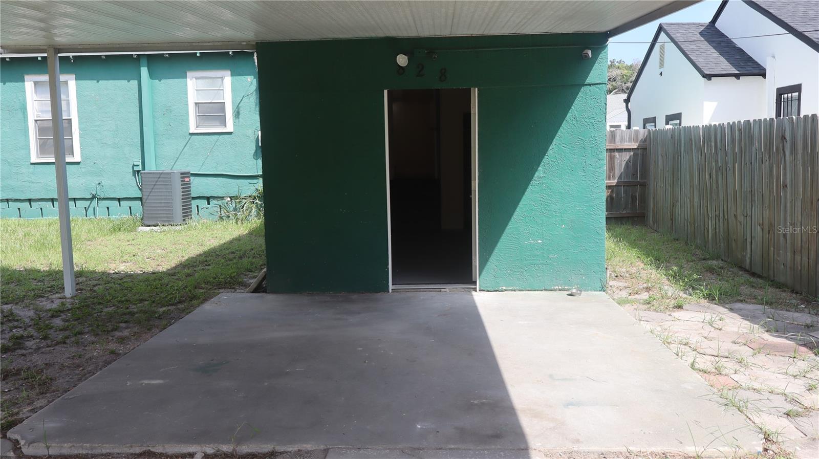 OAKDALE SUB - Residential Lease