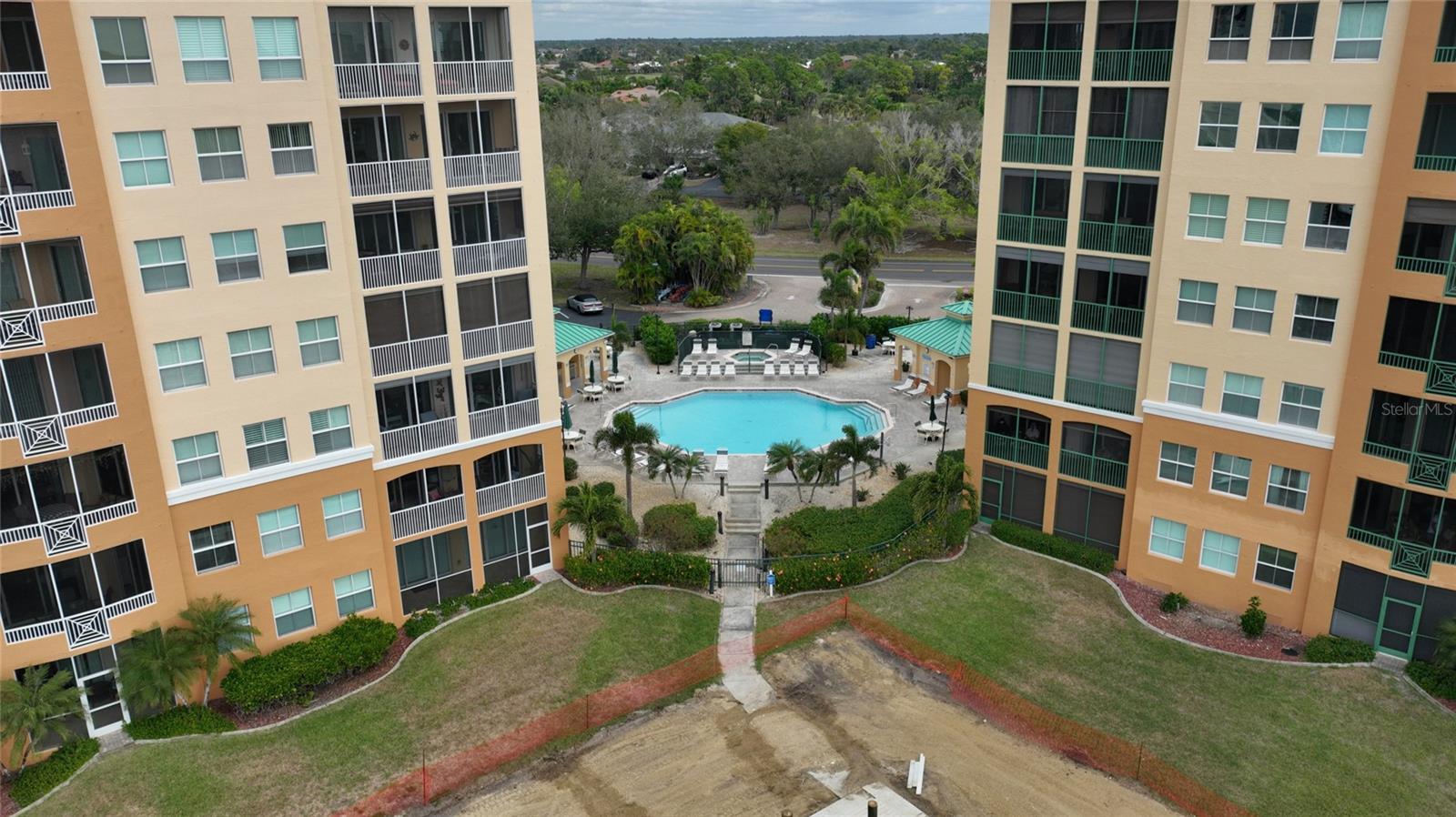 HARBOR TOWERS AT BURNT STORE - Residential