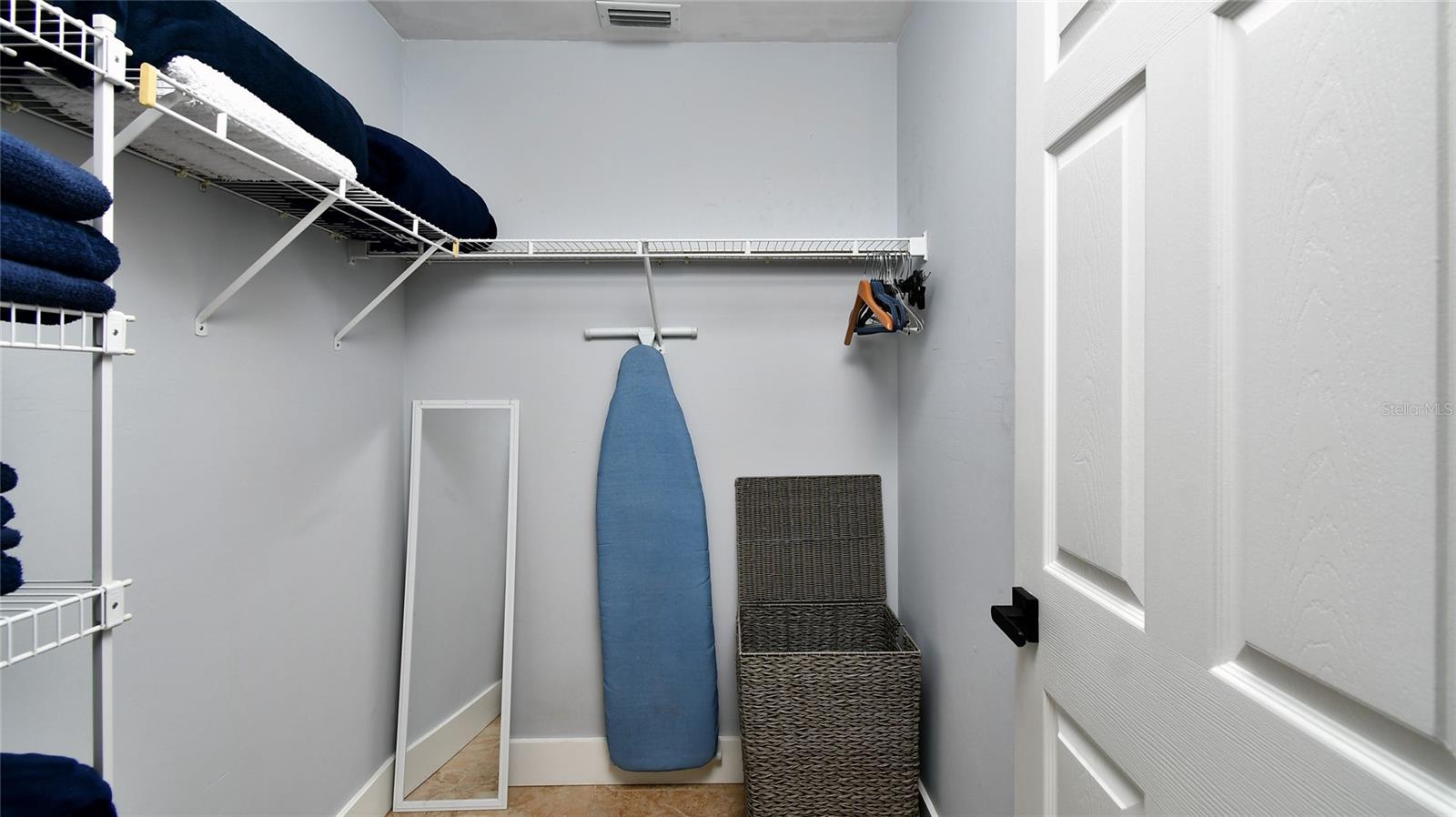 HARBOR TOWERS AT BURNT STORE - Residential