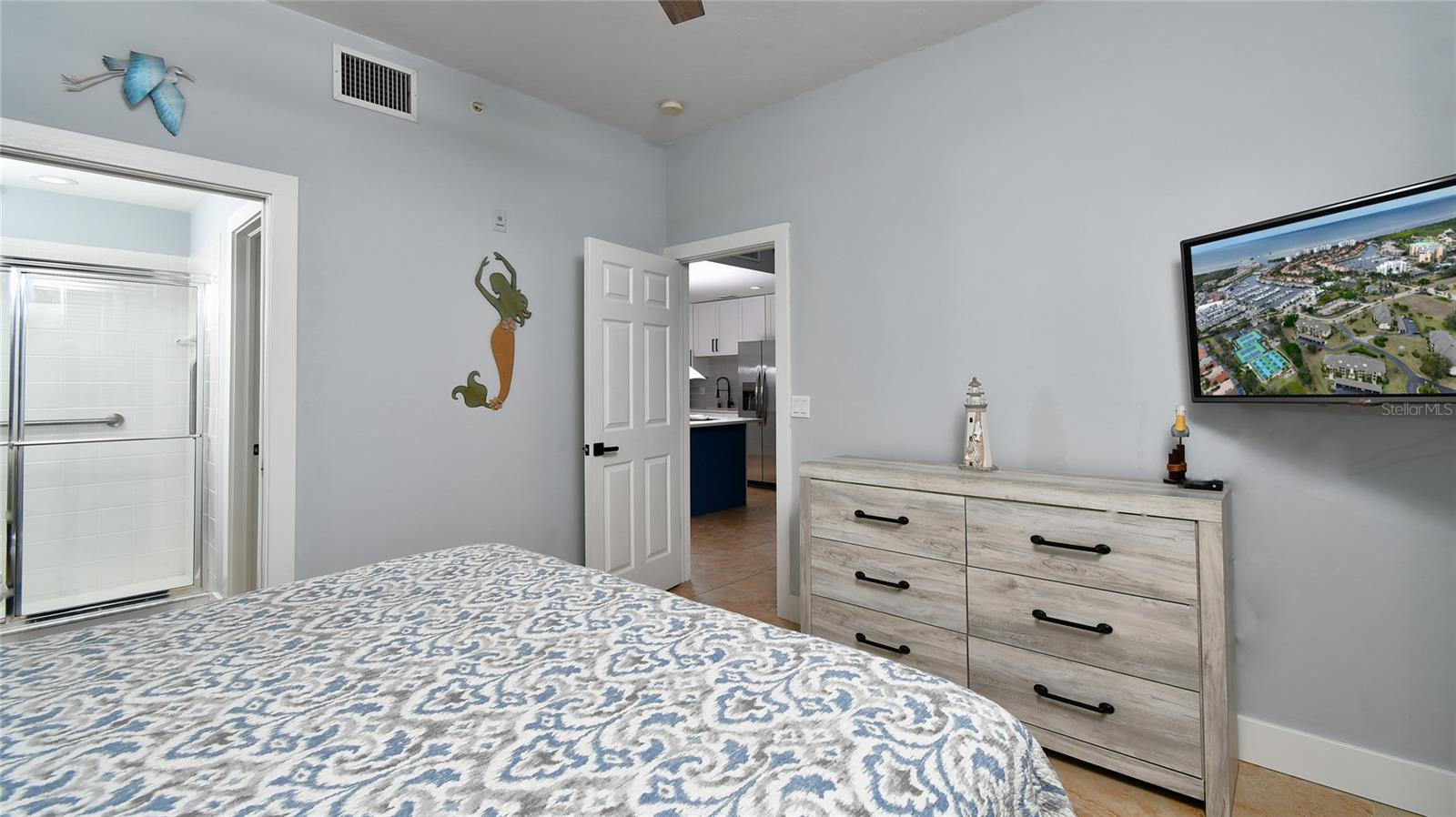 HARBOR TOWERS AT BURNT STORE - Residential