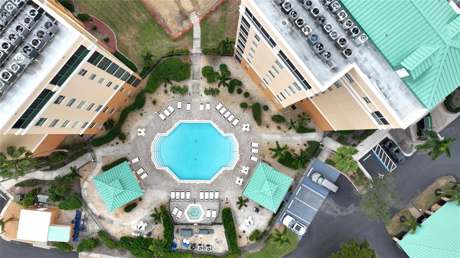 HARBOR TOWERS AT BURNT STORE - Residential