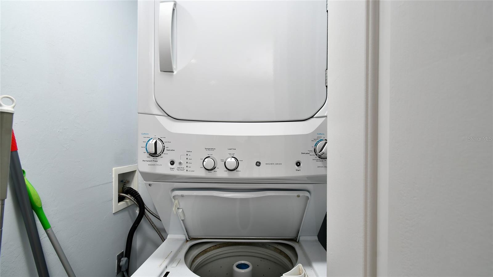 HARBOR TOWERS AT BURNT STORE - Residential