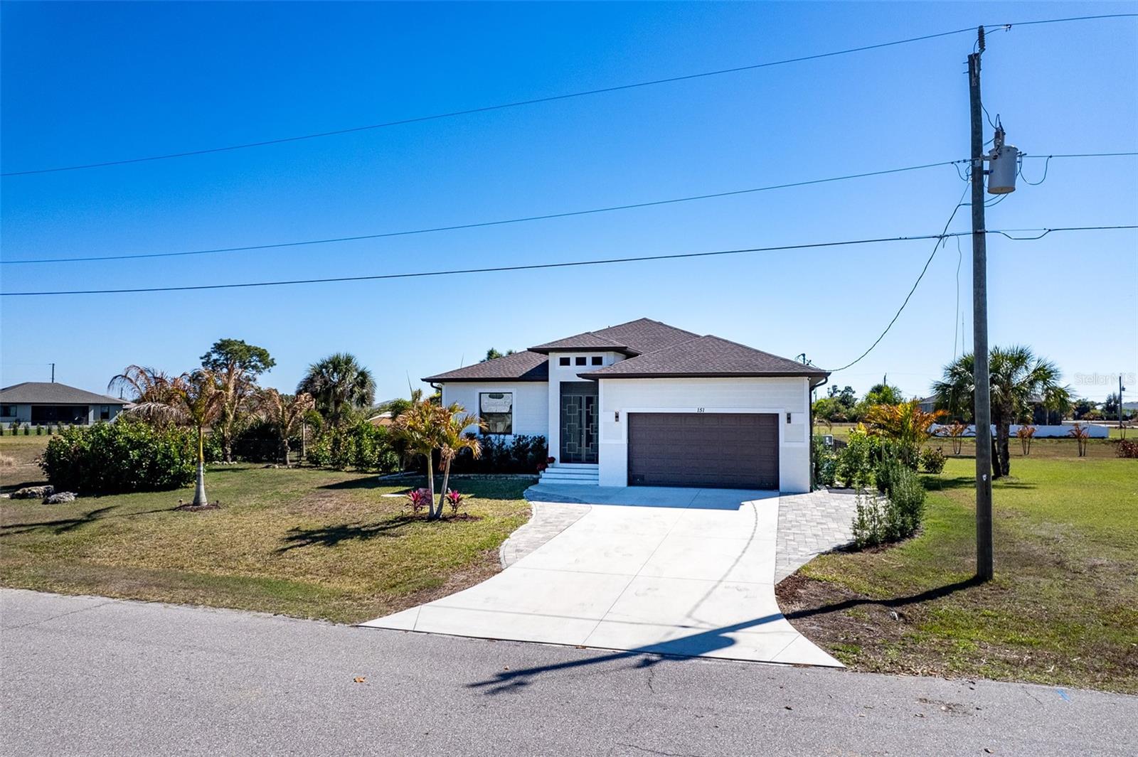 ROTONDA LAKES - Residential