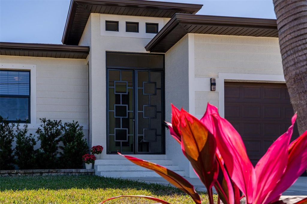 Photo of 151 Lime Tree Park, Rotonda West, FL 33947 (MLS # D6146334)