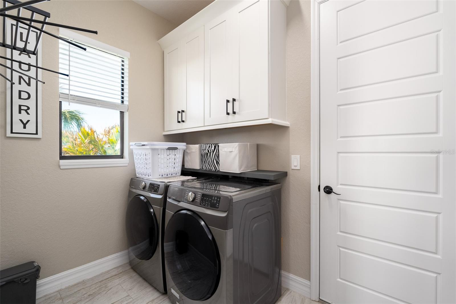 ROTONDA LAKES - Residential