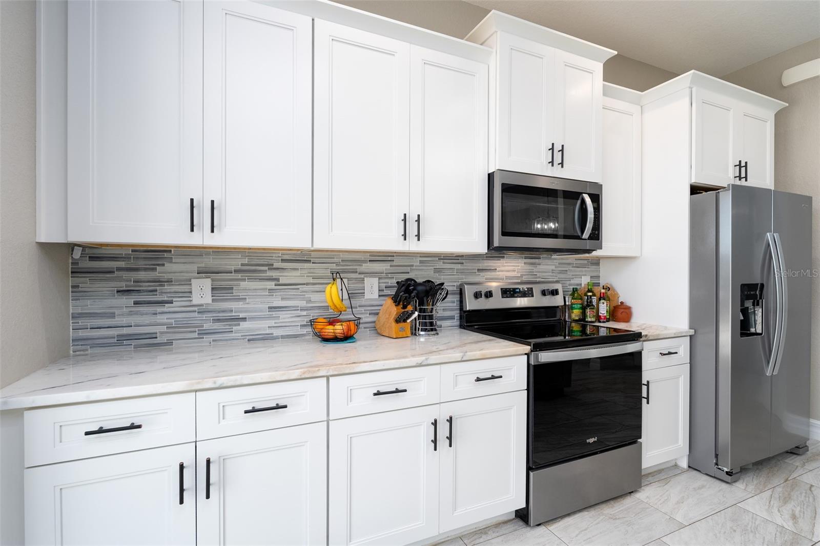 ROTONDA LAKES - Residential