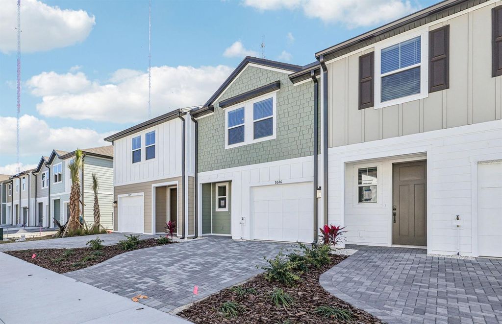 Photo of 7646 Deer Valley Cir, Tampa, FL 33635 (MLS # TB8438722)