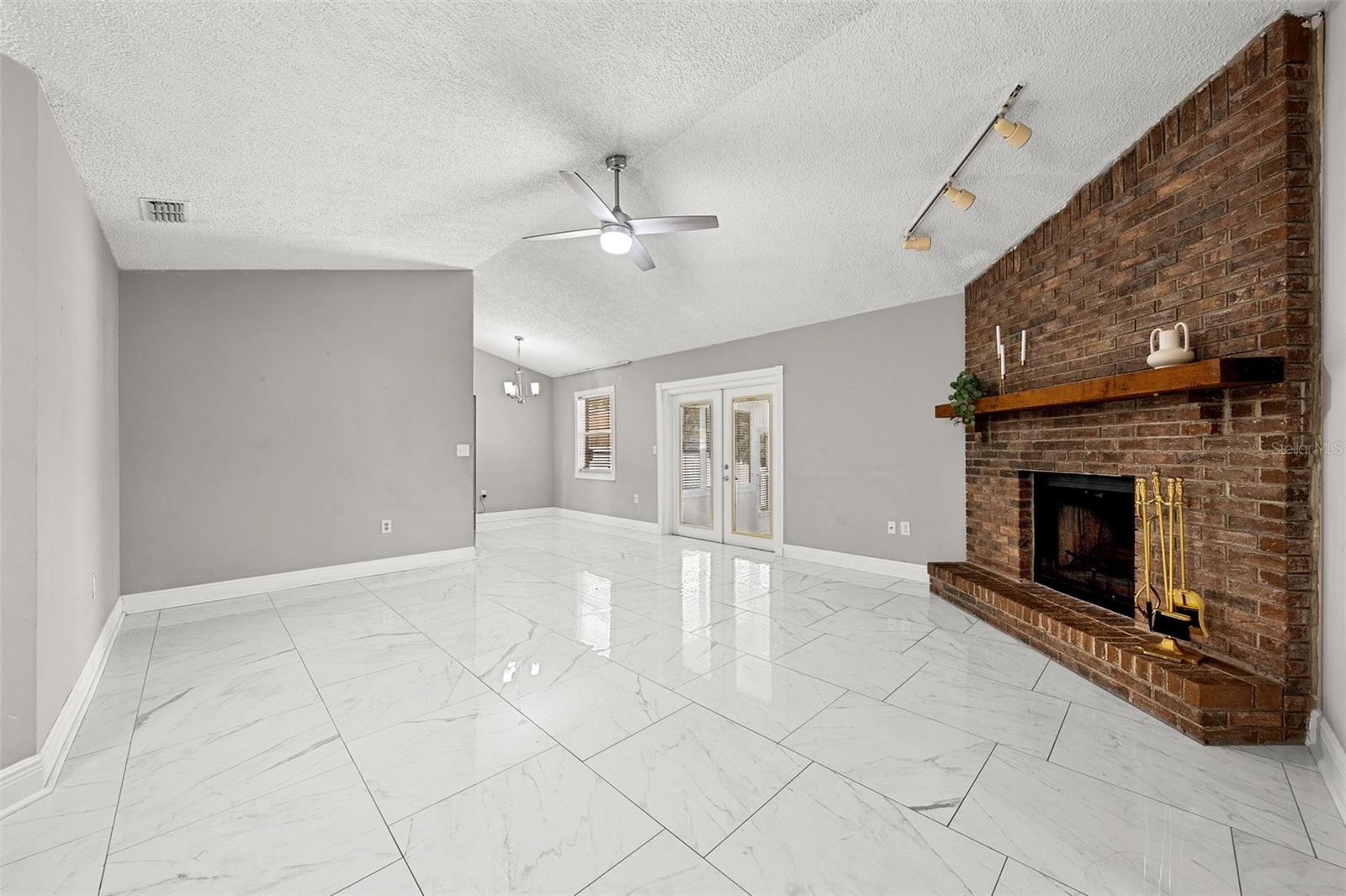 3878 FEATHER DRIVE