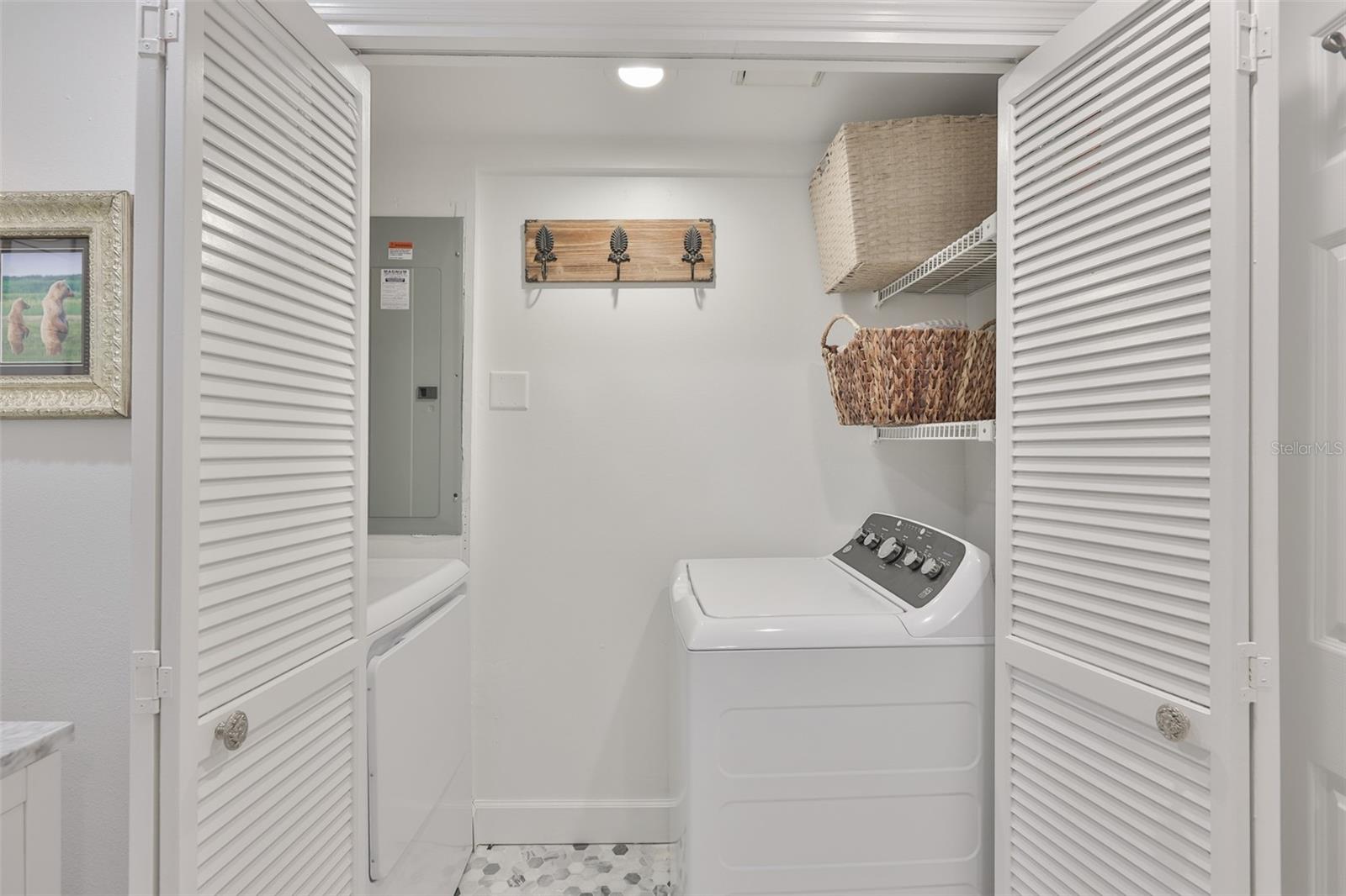 HYDE PARK WEST - Residential